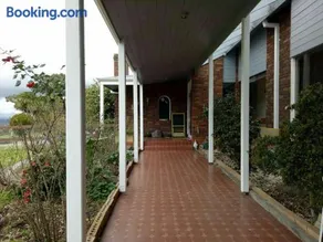 410 Kangaroo ground 15 , 20 people restaurant - Image 4
