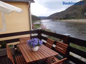 Ferien im Denkmal an der Elbe - Image 1