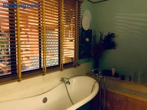 Belle chambre en rez de chaussée avec sauna dans quartier calme - Image 5
