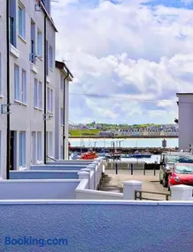 Number 14 Self Catering, Portrush, Northern Ireland - Image 1
