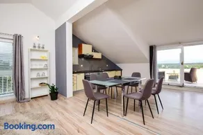Apartments Ivona Lovište - Image 1