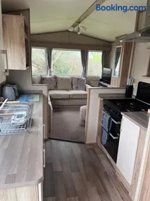 Newquay Caravan, Newquay Bay Resort Jetts View 104 - Image 4