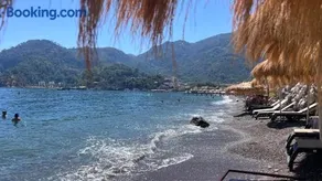 Mavinin ve Yeşilin dansı, Panoramik manzara, 75m2 - Image 2