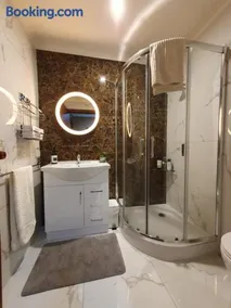 Exceptional Studio Apartment - Image 3
