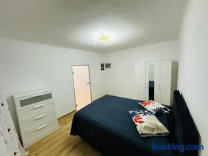 Luxury apartment VIENNA Airport Free PARKING - Image 4