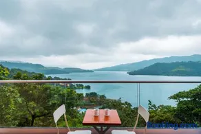 SaffronStays Riverdale - 4BR pool villa in Lavasa with gazebo, Indonesian artwork, and cricket pitch - Image 3