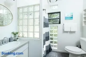 Signature Villa Island Paradise Apartments - Limited Time Offer - Image 3