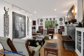 Luangisa African House - Image 1