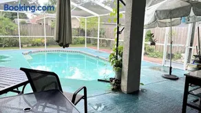 Room in Citrus park and Carrollwood with Pool, close to the airport & downtown - Image 1