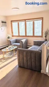 Cozy 2 bedroom apartment - Image 1