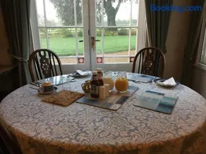 Haselor Farm B & B - Image 2