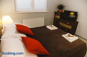 ULMA apartment - Image 2