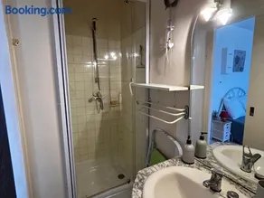 Studio en centre-ville avec WIFI, proche thermes - Image 2