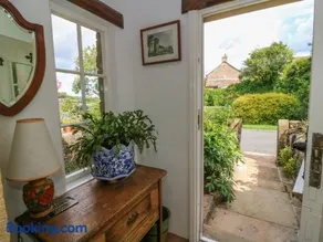 Sally's Cottage - Image 2
