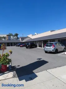 Garden motel - Image 1