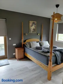 Elliðaár Valley Guesthouse - Image 2