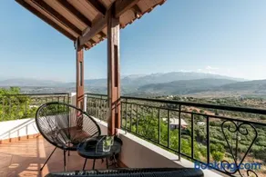 ApteraMare Tradidtional house 'New listing' - Image 3
