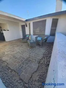 Lake Havasu Retreat w pool Everything Nearby! - Image 2