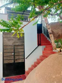 Little Dream Homestay Hampi - Image 2