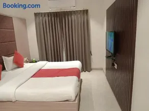 Hotel Rajshree - Image 2