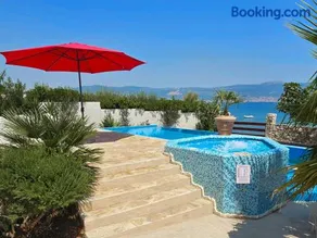 Beachfront Villa Ciovka - Image 3