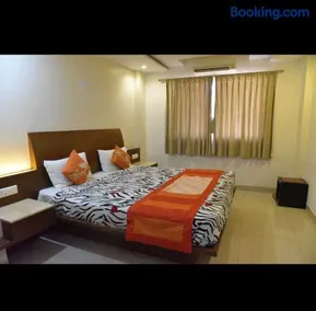 Mysore Central 3bhk serviced apartment - Image 1