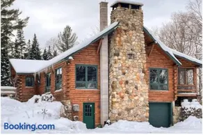 Adirondack Cabin Retreat Near Long Lake Pet Friendly Family Stay With Great WiFi - Image 1