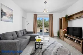 Holiday House Lana With Pool - Happy Rentals - Image 1