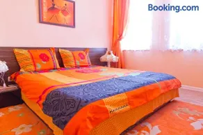 Orange Flower Apartments - Image 3