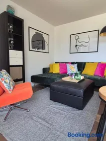 Brighton Garden Boudoir, Free Parking - Image 3