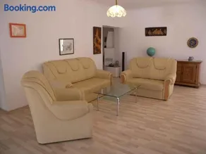 Holiday home in Balatonszentgyörgy 20188 - Image 2