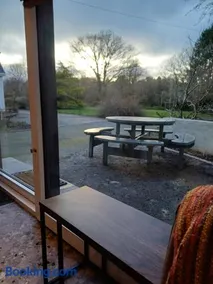Stable Lodge - Image 4