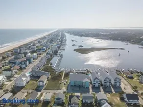 Newly Renovated Beach Condo with STUNNING Water Views! Monthly and Weekly Specials! - Image 1