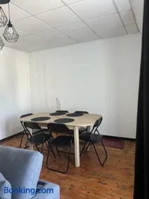 Hébergement spacieux avec entrée autonome - Image 4