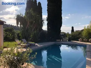 Villa 4* avec piscine dans le bas du village de Bormes - Image 5
