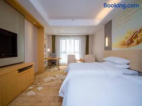 Vienna International Hotel Yichang Gezhouba Sanxia Culture Tiandi - Image 5