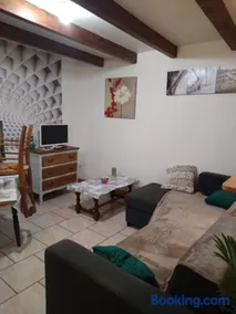 Gîte à la campagne en pays mellois - Image 3
