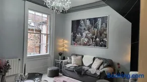 Courtyard Holiday Apartments - Image 5