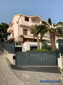 Villa Vranic Apartments - Image 1
