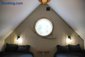 Escape to the Woods Off Grid Living York River - Image 3