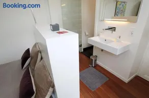 Le Home - Image 1