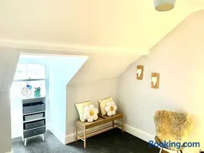 Central st Leonard’s Maisonette - Image 2