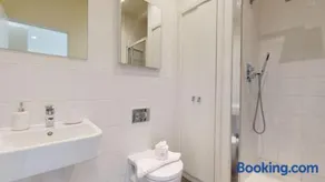 Luxury Apartment - Town Centre North Stevenage - Image 3