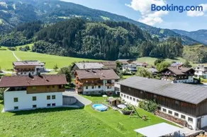 Double room, shower, toilet, balcony - Image 1