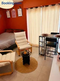 Appartement rénové terracota en plein centre - Image 1