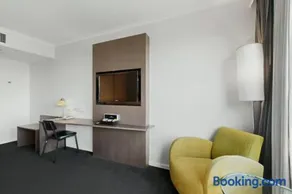 Corporate City Stay in parramatta CBD - Free Parking - Image 2