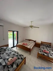 Romeo’s Guest House 2 - Image 4
