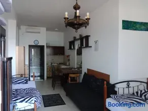 Apartments Colic - Image 5