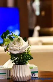 هذه ليلتي فرع الحمراء- This Lailaty Al Hamra Branch - Image 2
