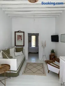 Serifos Olive - Image 2